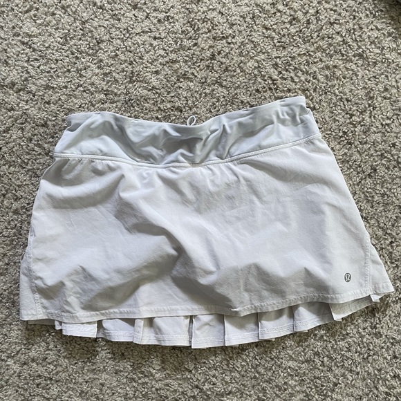 lululemon athletica Dresses & Skirts - Lululemon Tennis Skirt